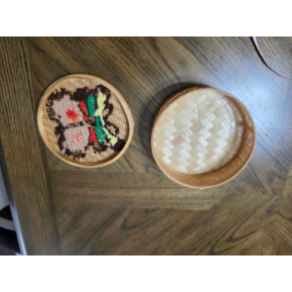 Vintage Woven Bamboo Trinket Box Butterfly Embroidery Round Basket Made in China - Picture 4 of 6